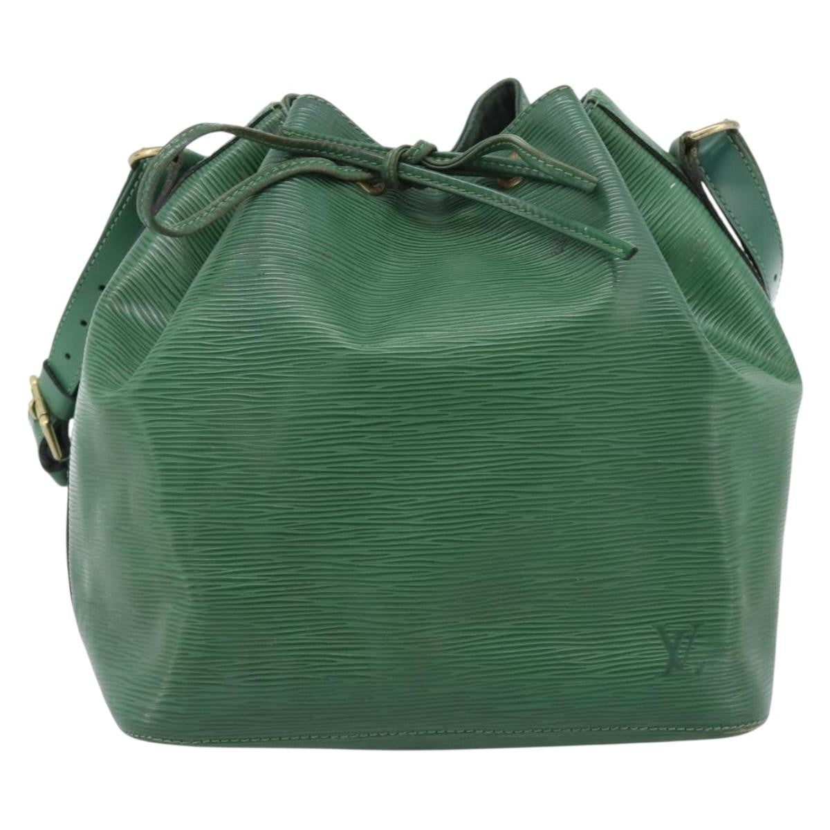 Louis Vuitton Petit Noe Epi Leather Green Leather Shoulder Bag Bag (Pre-Owned)