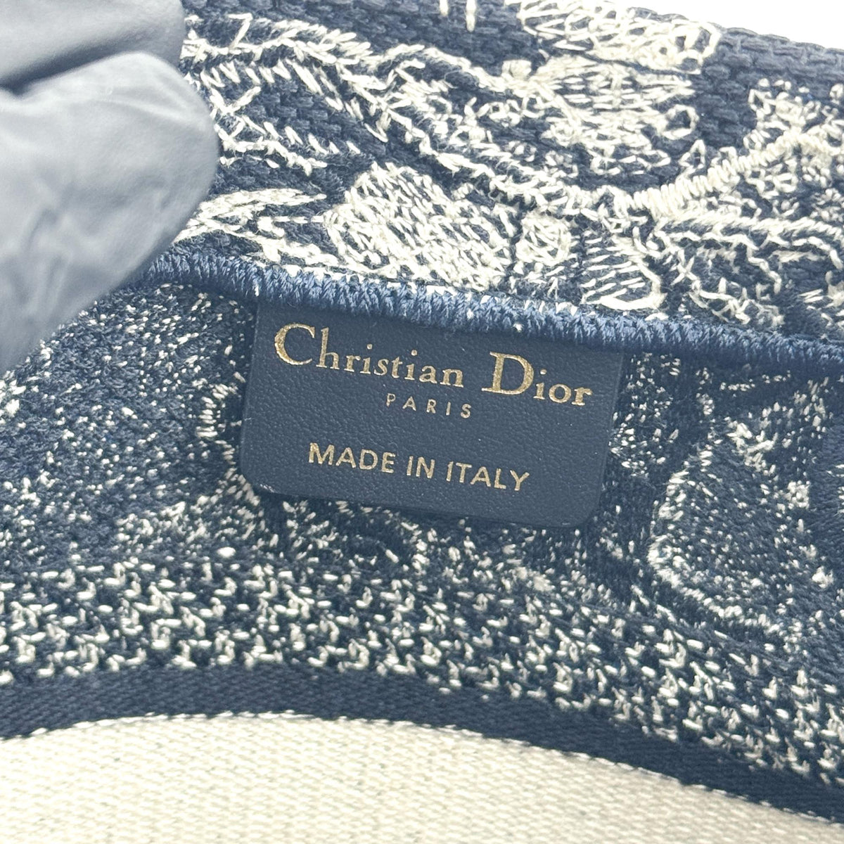 Christian Dior Book Embroidered Canvas Navy Canvas Tote Bag Bag (Pre-Owned)