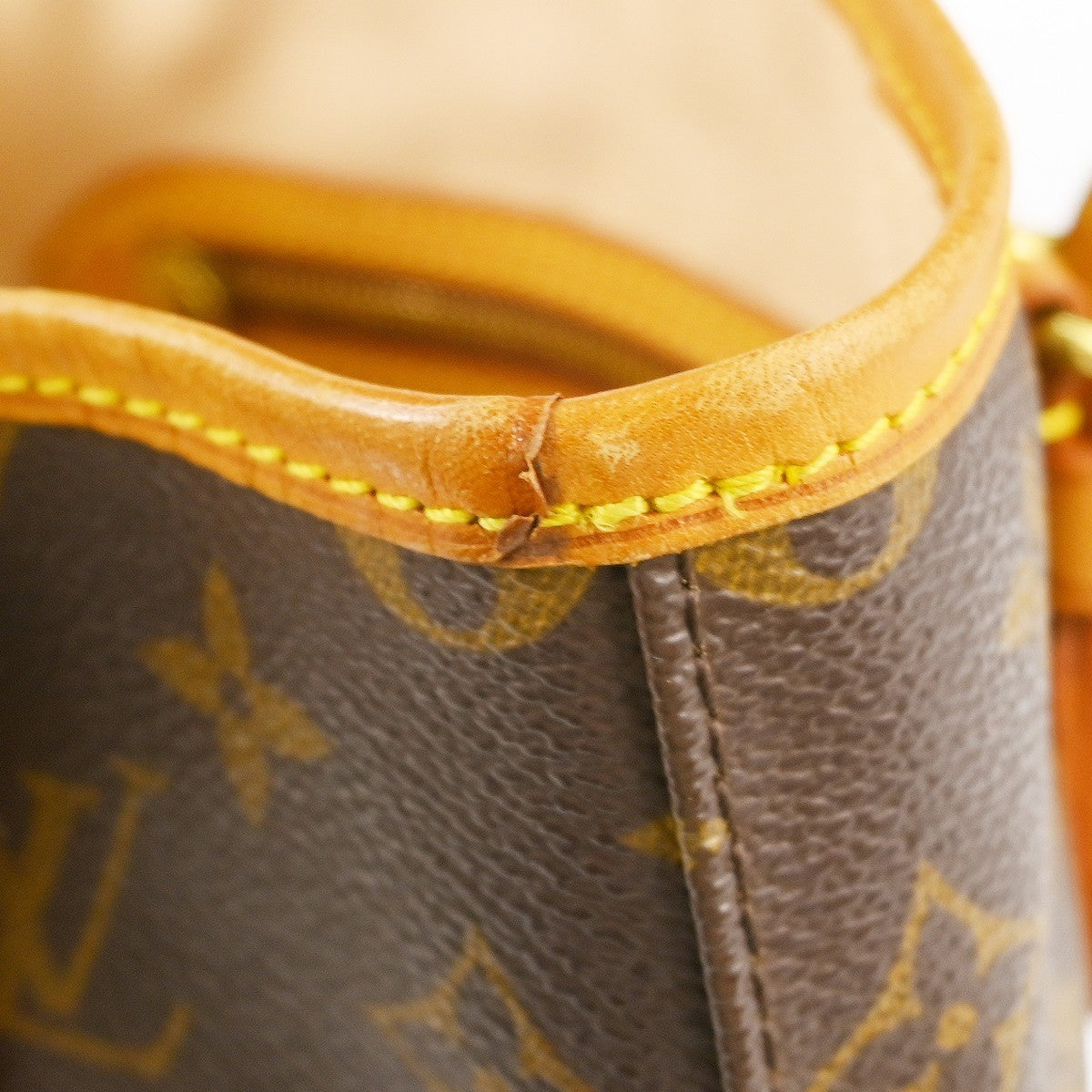 Louis Vuitton Bucket Monogram Canvas Brown Canvas Tote Bag Bag (Pre-Owned)