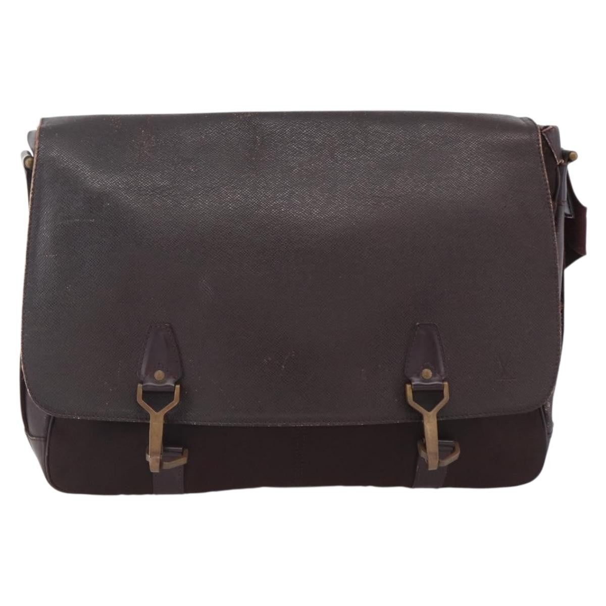 Louis Vuitton Dersou Taiga Leather And Canvas Brown Leather Shoulder Bag Bag (Pre-Owned)