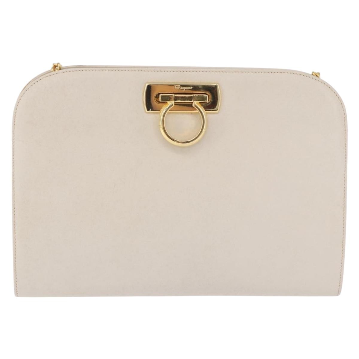 Salvatore Ferragamo Vintage Gancini Chain Leather White Leather Shoulder Bag Bag (Pre-Owned)