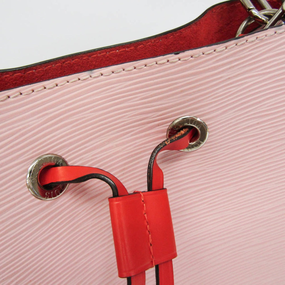 Louis Vuitton Neonoe Epi Leather Pink Leather Handbag (Pre-Owned)