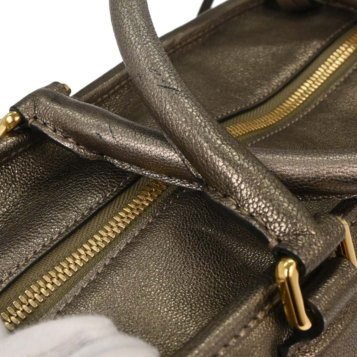 Loewe Amazona Leather Gold Leather Handbag (Pre-Owned)