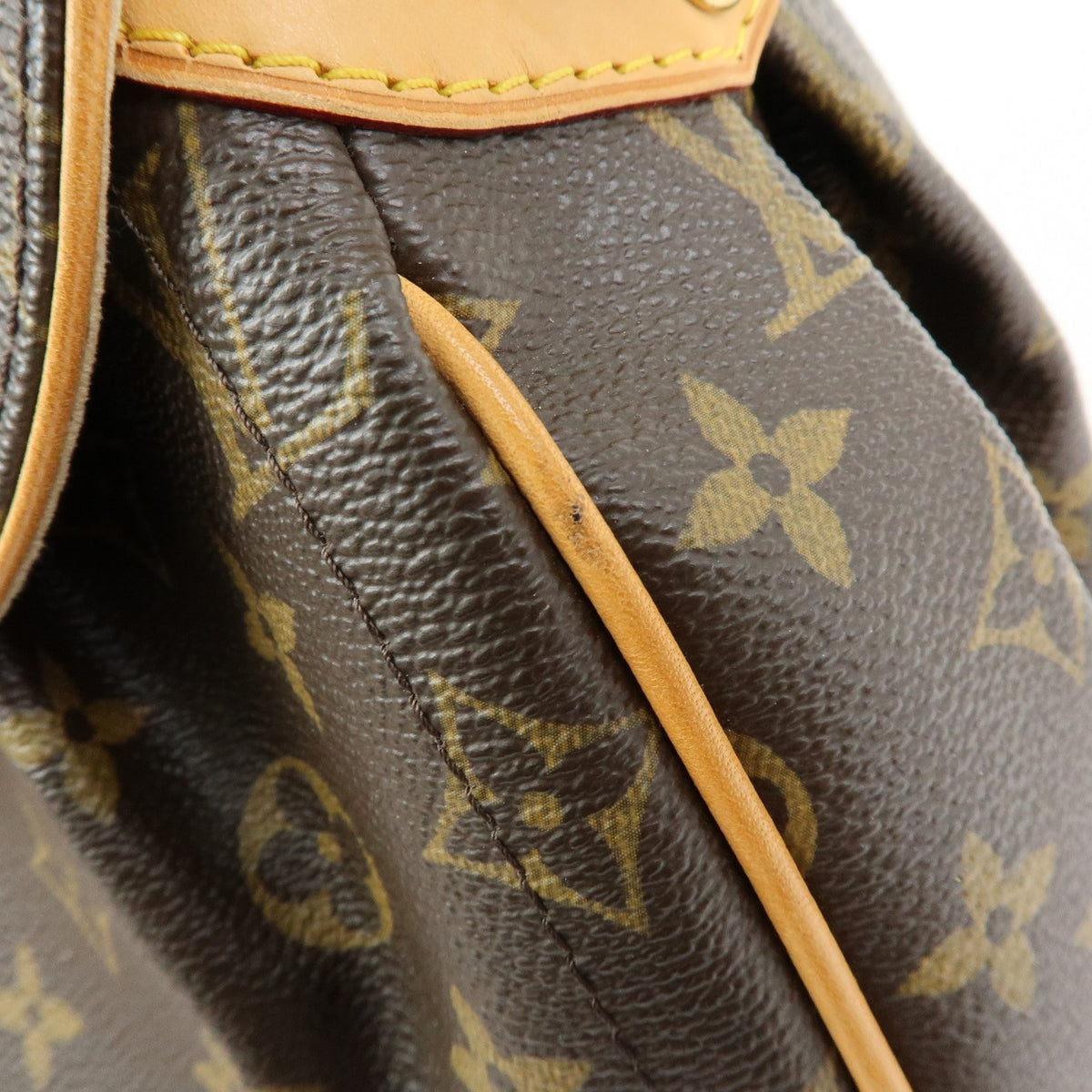 Louis Vuitton Beverly Monogram Canvas Brown Canvas Handbag (Pre-Owned)