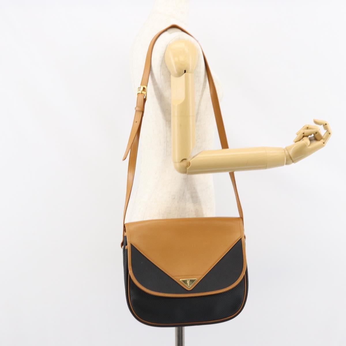 Saint Laurent Vintage Leather Beige Leather Shoulder Bag Bag (Pre-Owned)