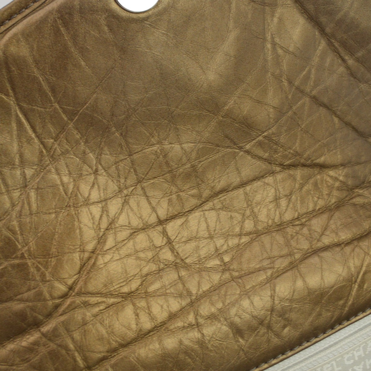 Chanel Shoulder Quilted Leather Metallic Leather Shoulder Bag Bag (Pre-Owned)