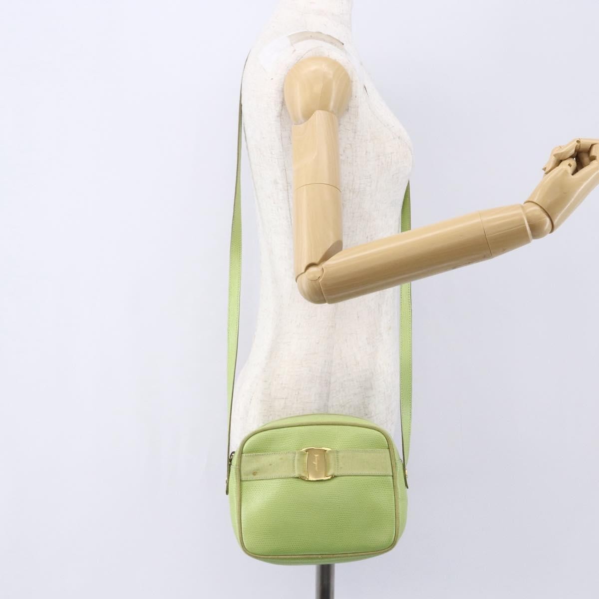 Salvatore Ferragamo Vara Bow Camera Leather Green Leather Shoulder Bag Bag (Pre-Owned)