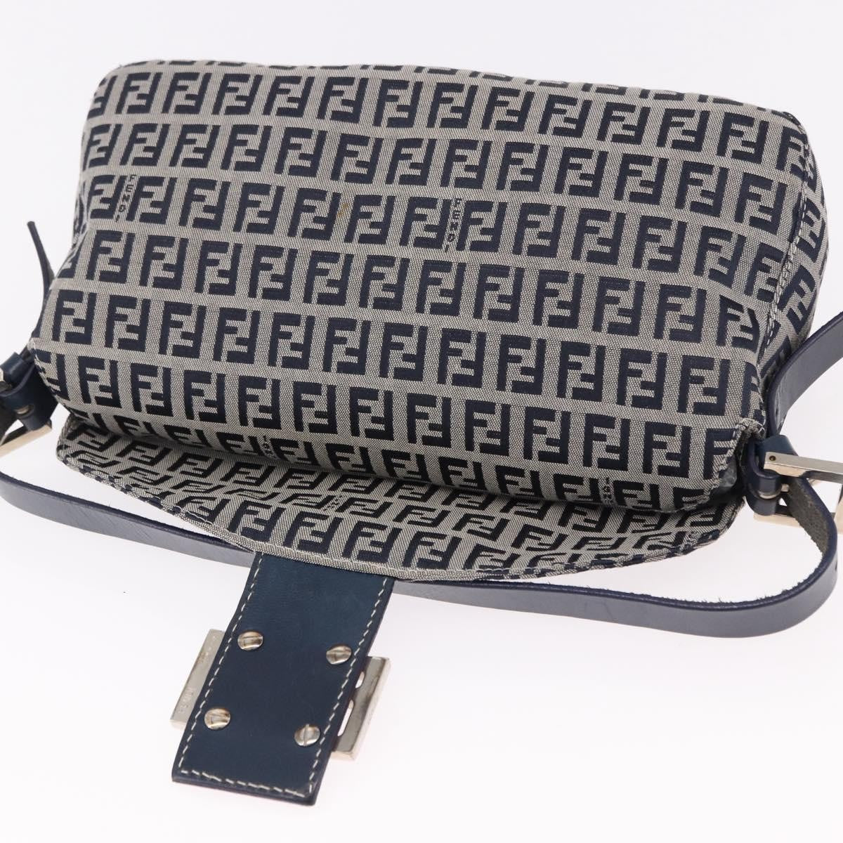 Fendi Baguette Zucchino Canvas Navy Canvas Handbag (Pre-Owned)