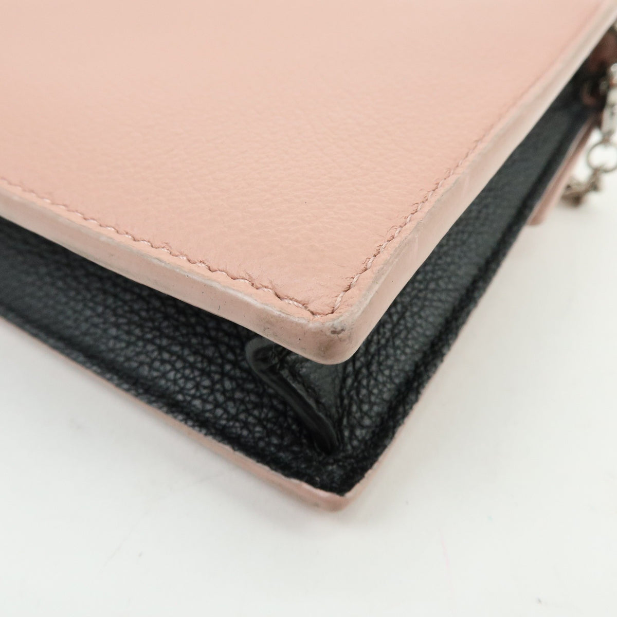Louis Vuitton Mylockme Chain Pochette Leather Pink Leather Clutche & Pouche Bag (Pre-Owned)