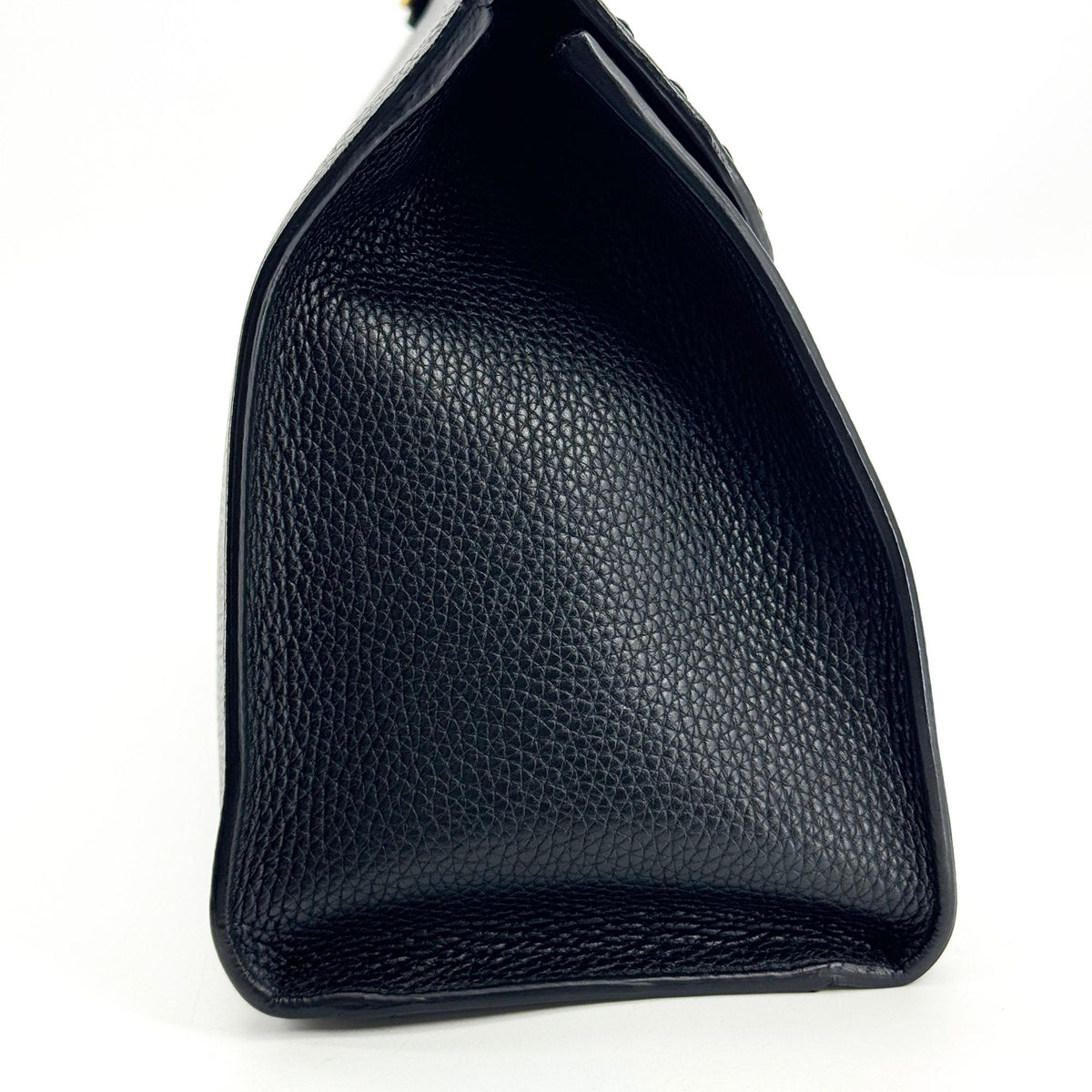Gucci Gg Marmont Top Handle Leather Black Leather Handbag (Pre-Owned)