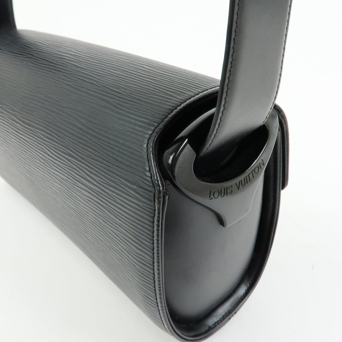 Louis Vuitton Nocturne Epi Leather Black Leather Shoulder Bag Bag (Pre-Owned)