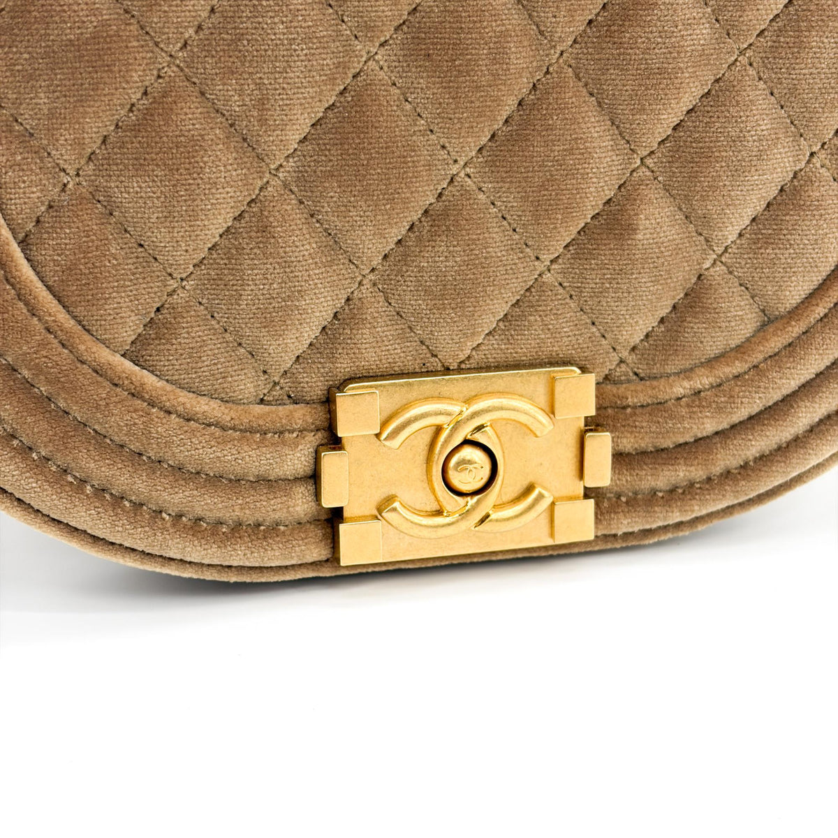 Chanel Boy Curved Messenger Quilted Velvet Brown Suede Shoulder Bag Bag (Pre-Owned)