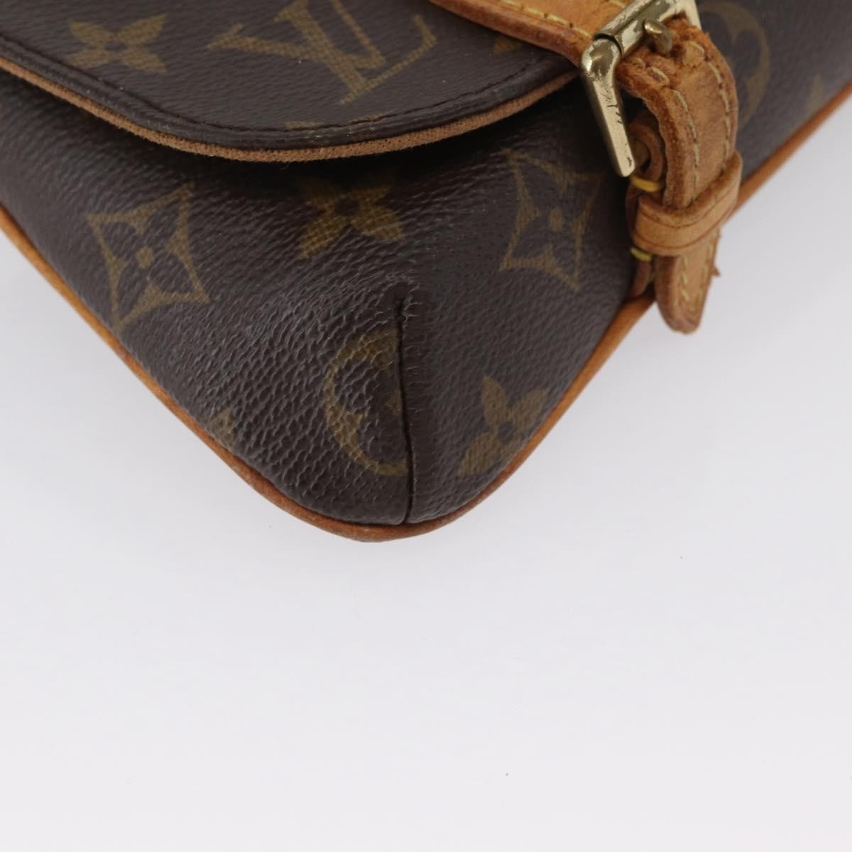 Louis Vuitton Marelle Waist Monogram Canvas Brown Canvas Handbag (Pre-Owned)