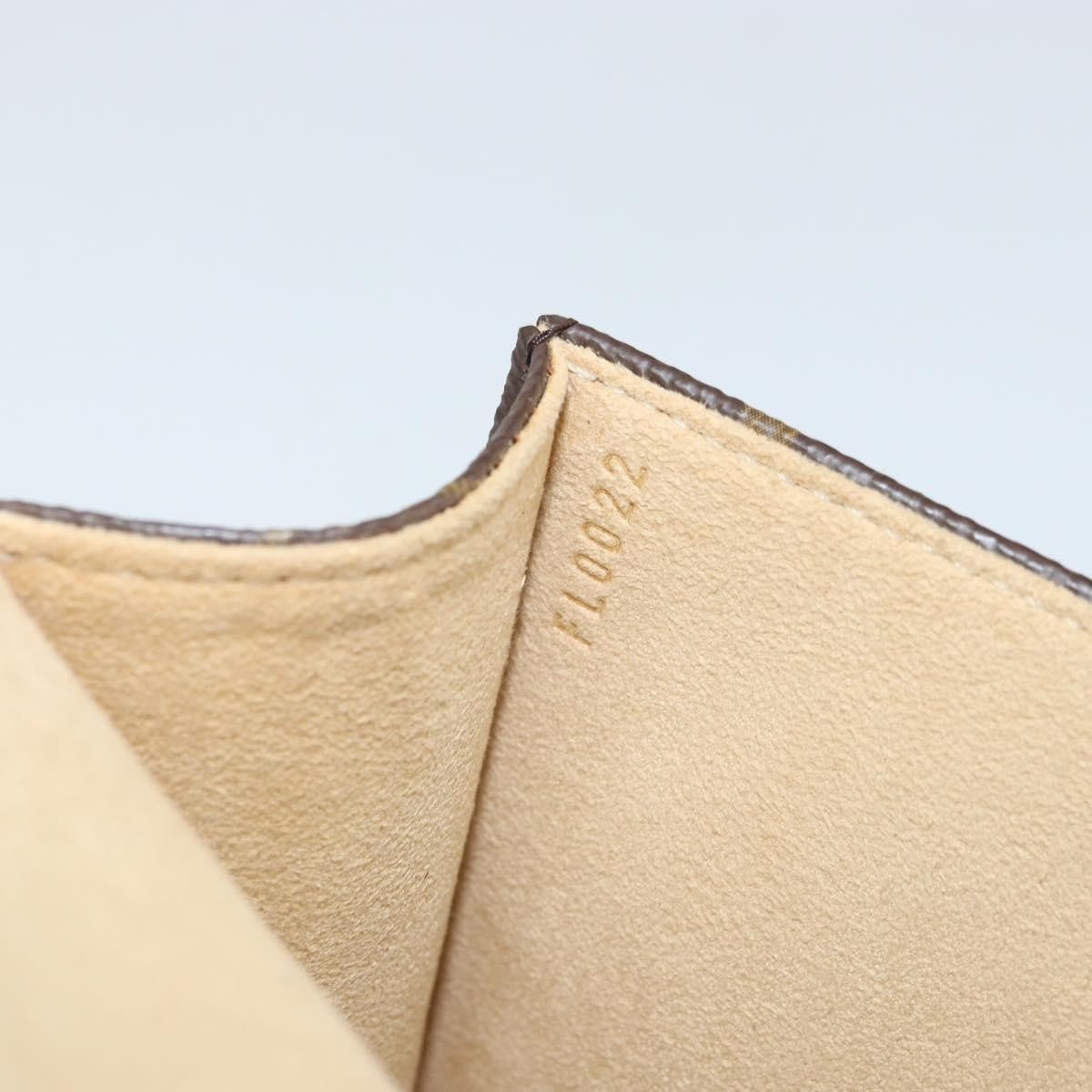 Louis Vuitton Florentine Pochette Canvas Brown Canvas Clutche & Pouche Bag (Pre-Owned)