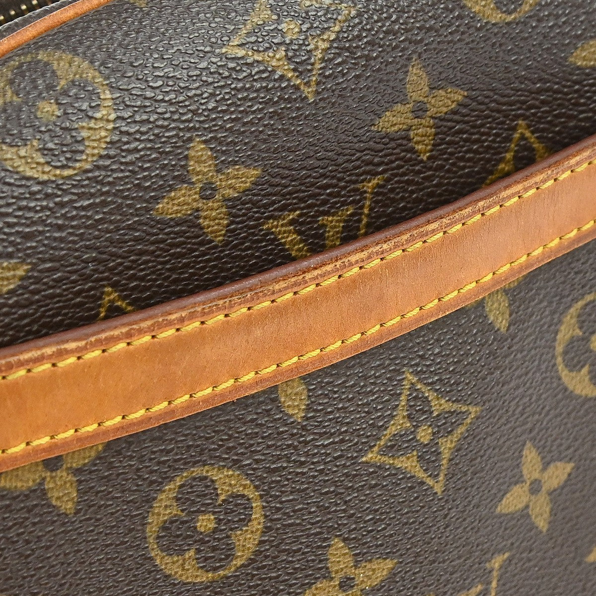 Louis Vuitton Blois Monogram Canvas Brown Canvas Shoulder Bag Bag (Pre-Owned)