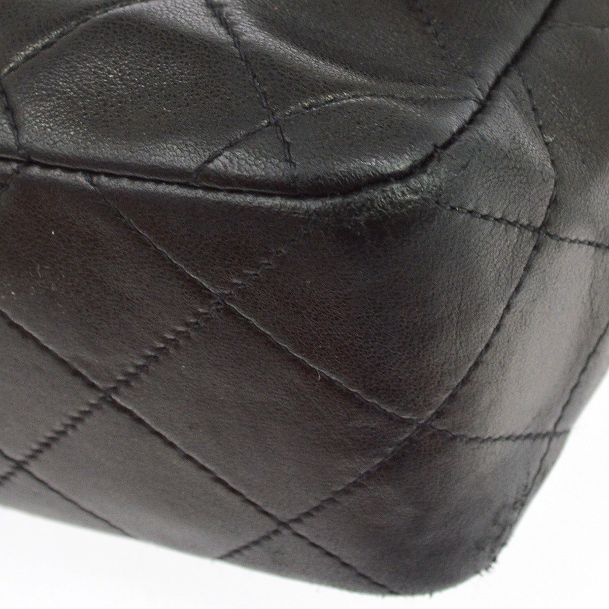 Chanel Vintage Classic Double Flap Quilted Lambskin Black Leather Shoulder Bag Bag (Pre-Owned)