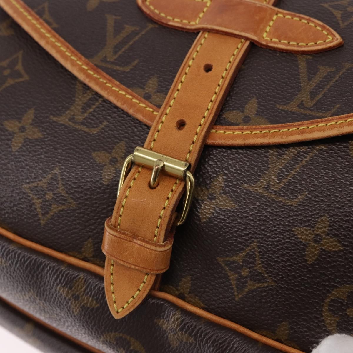Louis Vuitton Saumur Monogram Brown Canvas Shoulder Bag Bag (Pre-Owned)