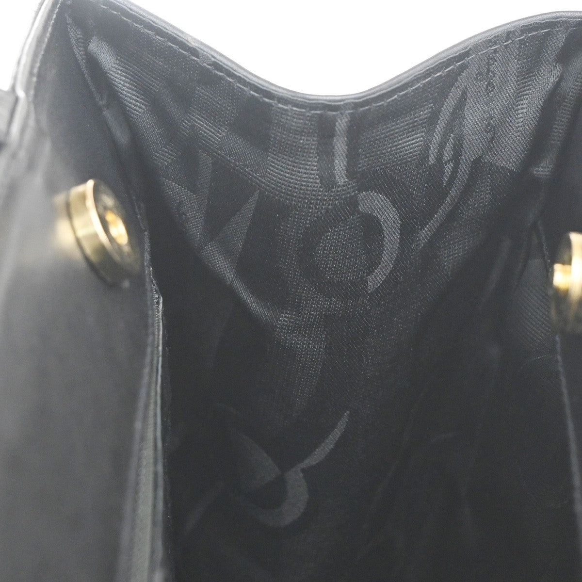 Salvatore Ferragamo Vala Tote Leather Black Leather Tote Bag Bag (Pre-Owned)