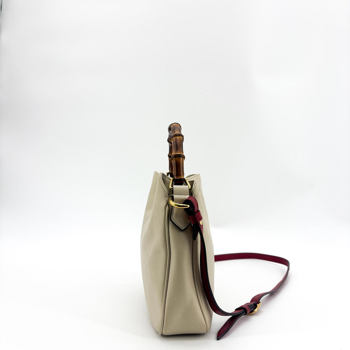 Gucci Diana Bamboo Leather Beige Leather Shoulder Bag Bag (Pre-Owned)