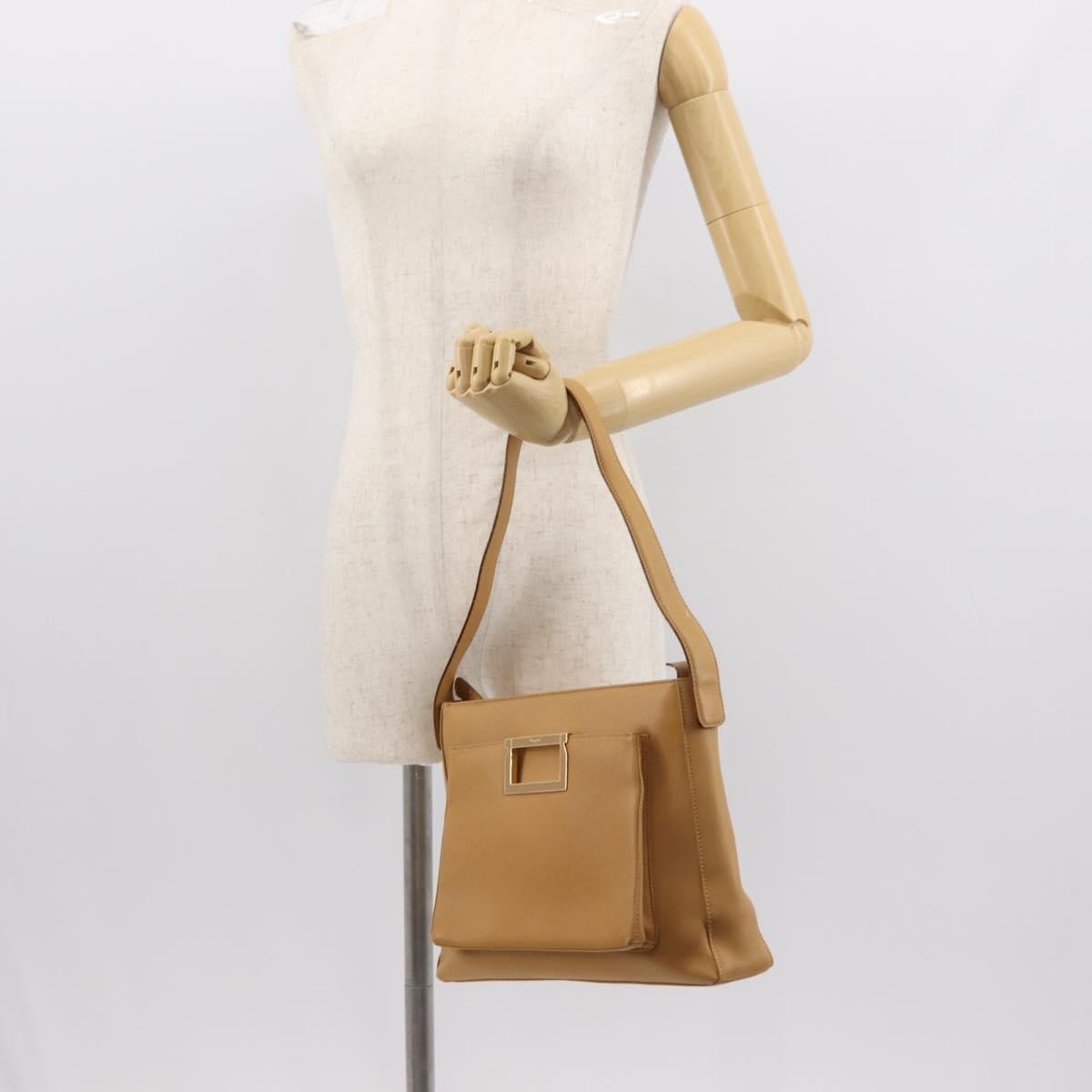Salvatore Ferragamo Vintage Leather Beige Leather Bag (Pre-Owned)