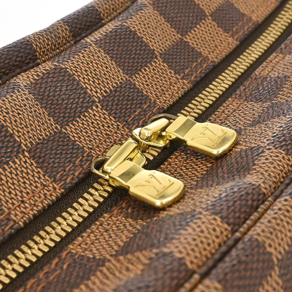 Louis Vuitton Naviglio Damier Ebene Brown Canvas Shoulder Bag Bag (Pre-Owned)