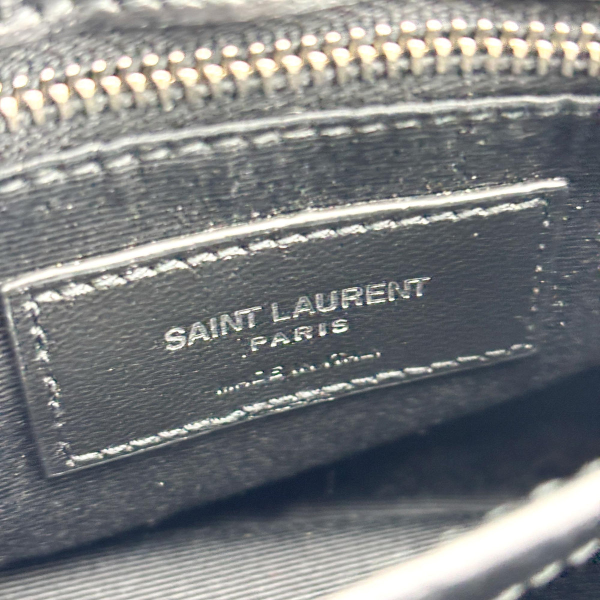 Saint Laurent Loulou Matelasse Chevron Leather Black Leather Shoulder Bag Bag (Pre-Owned)