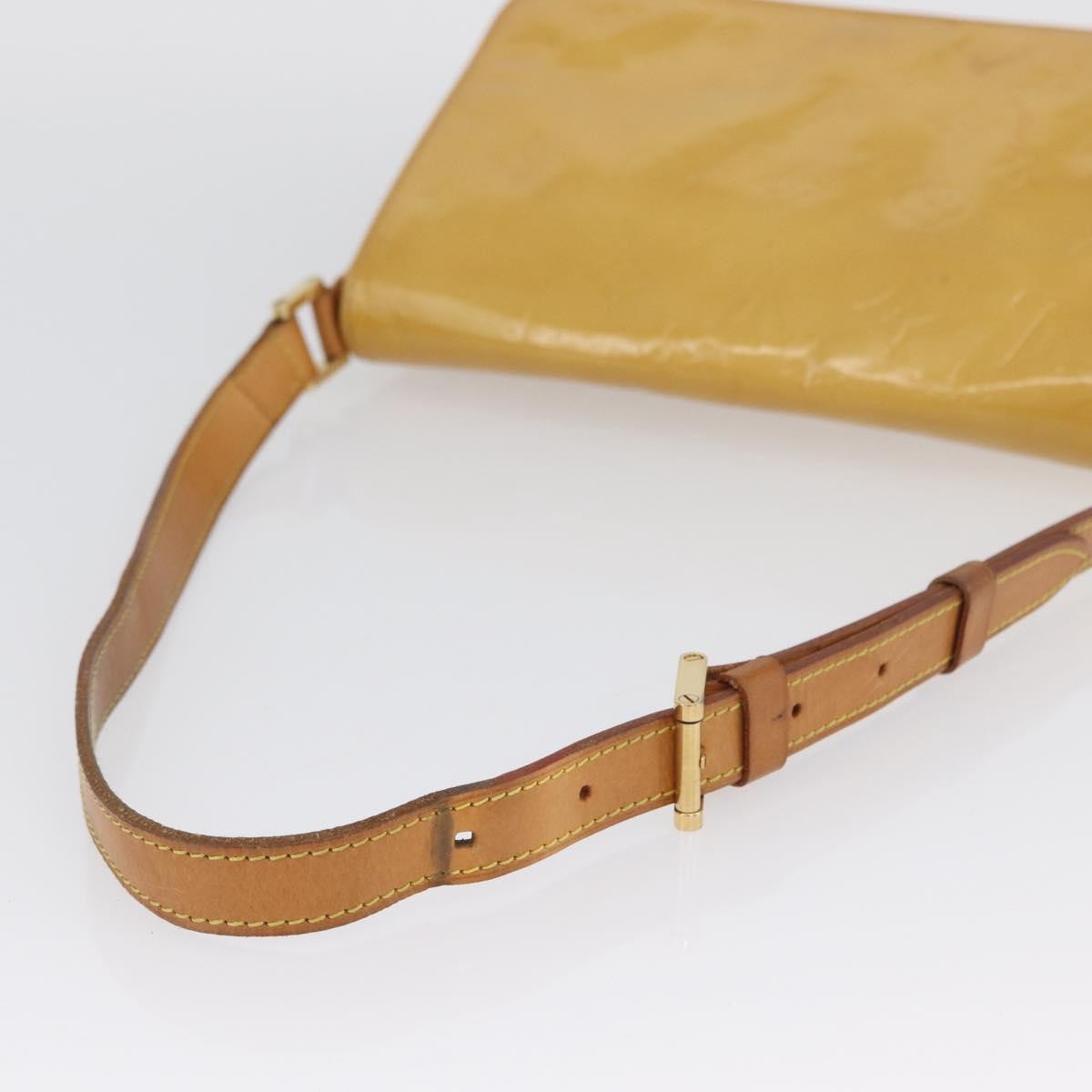 Louis Vuitton Thompson Street Monogram Vernis Beige Patent_Leather Shoulder Bag Bag (Pre-Owned)