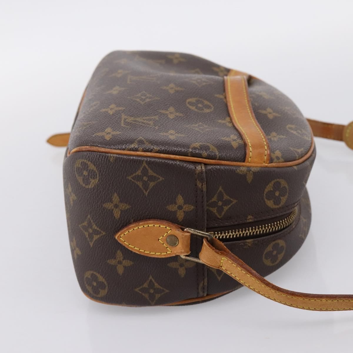 Louis Vuitton Blois Monogram Canvas Brown Canvas Handbag (Pre-Owned)