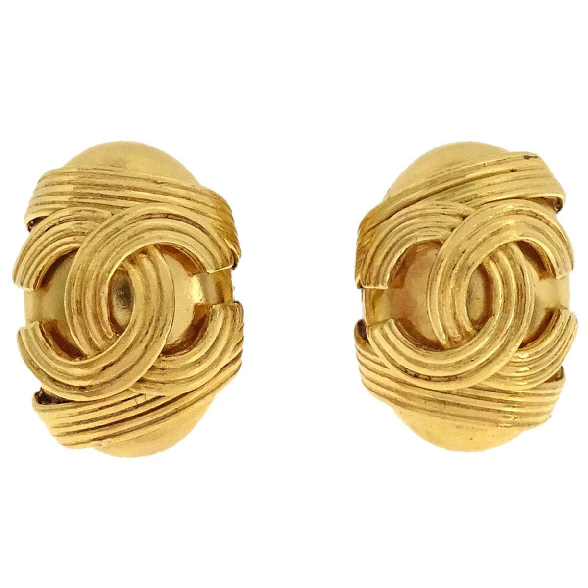 Chanel Vintage Cc Logo Oval Clip On Gold Plated Gold Gold_Plated Earrings Jewelry (Pre-Owned)