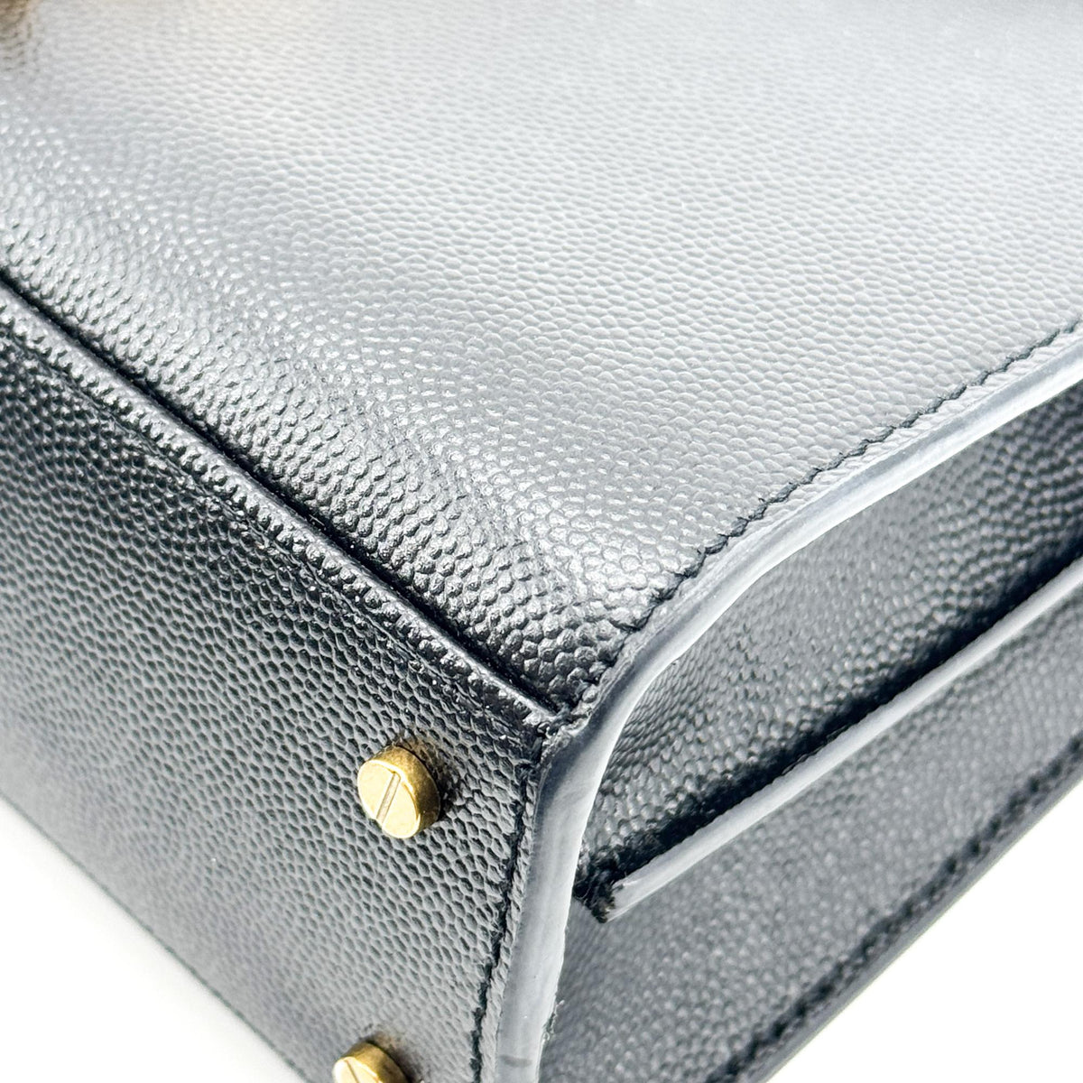 Saint Laurent Cassandra Leather Black Leather Shoulder Bag Bag (Pre-Owned)