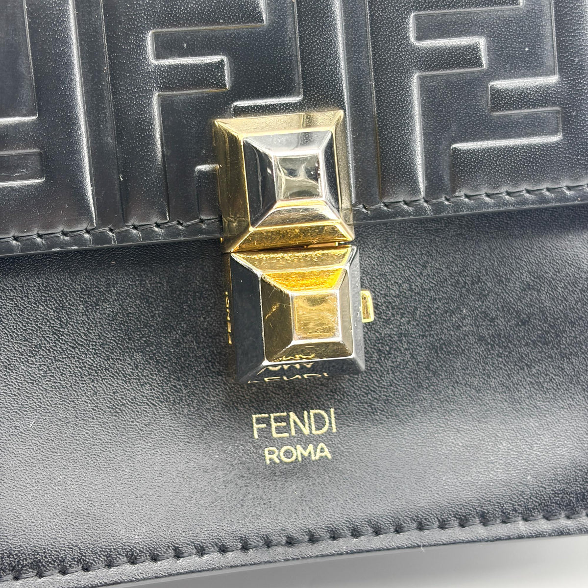Fendi Kan I Zucca Embossed Leather Black Leather Shoulder Bag Bag (Pre-Owned)