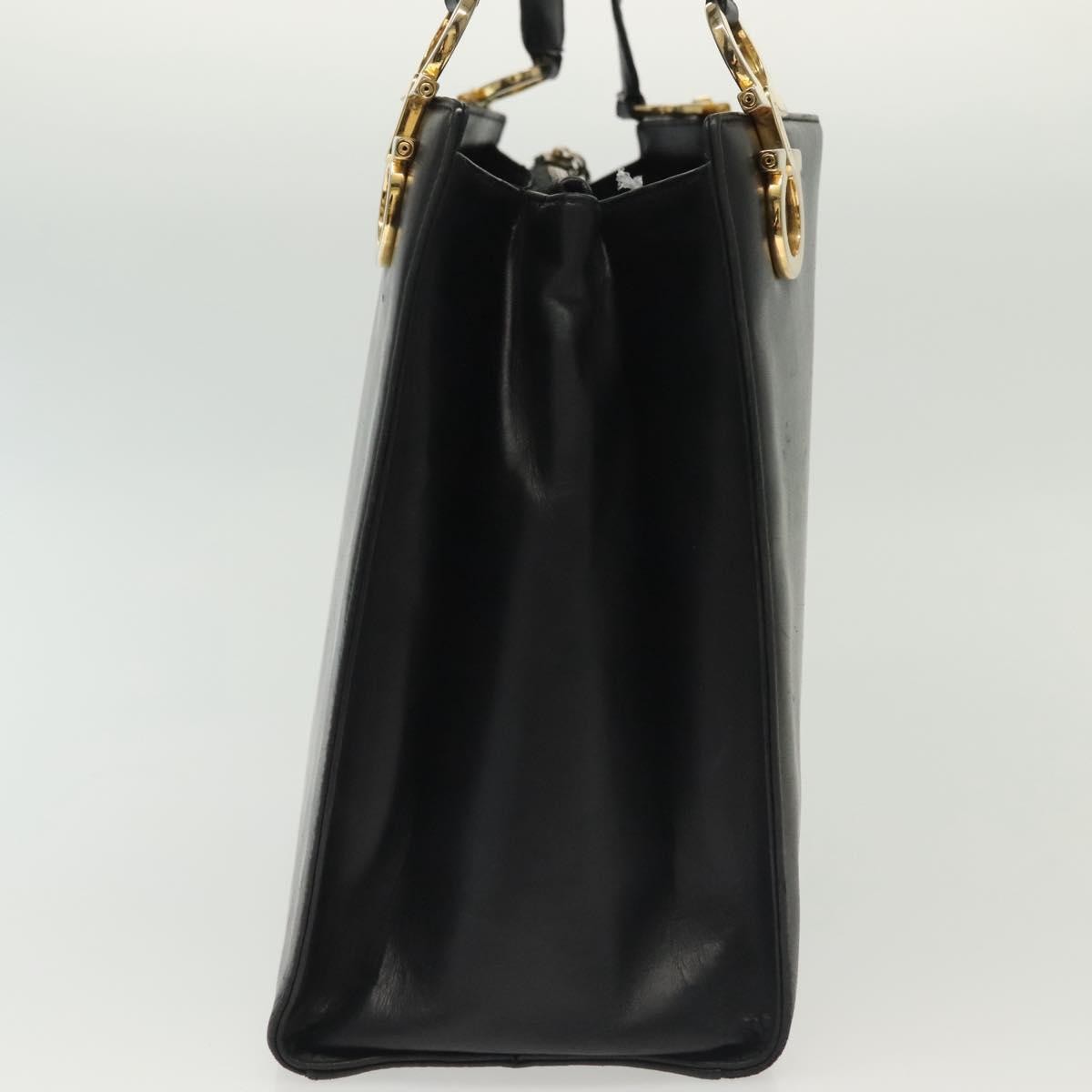 Salvatore Ferragamo Gancini Leather Black Leather Shoulder Bag Bag (Pre-Owned)