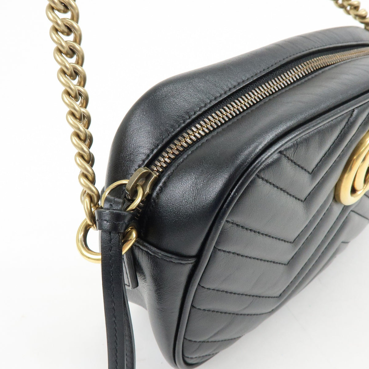 Gucci Gg Marmont Matelasse Leather Black Leather Shoulder Bag Bag (Pre-Owned)