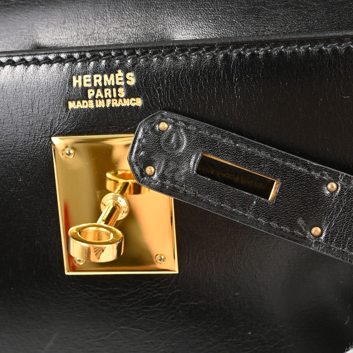 Hermes Kelly Black Box Calf With Gold Hardware Black Calfskin Handbag (Pre-Owned)
