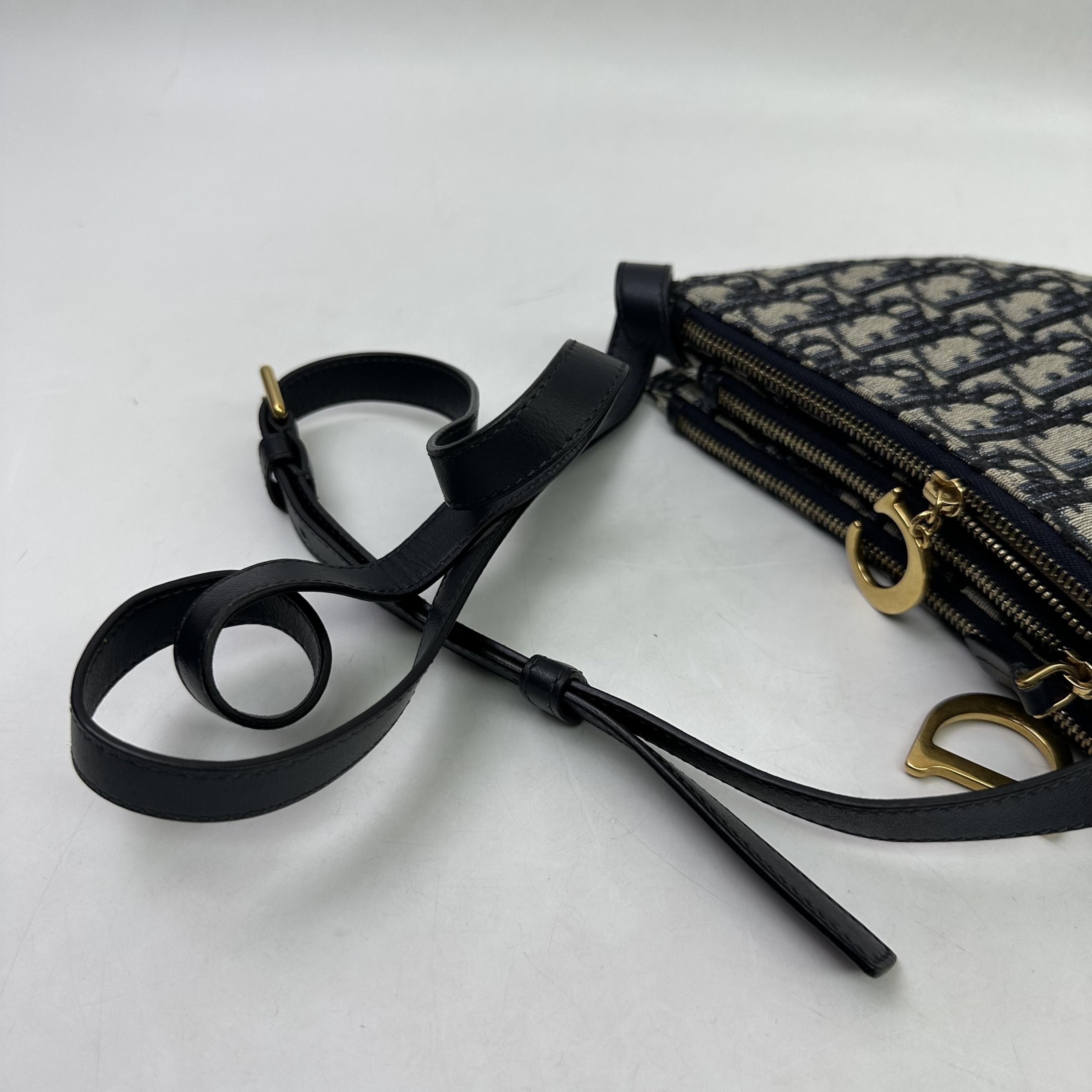Christian Dior Saddle Oblique Canvas Blue Canvas Shoulder Bag Bag (Pre-Owned)