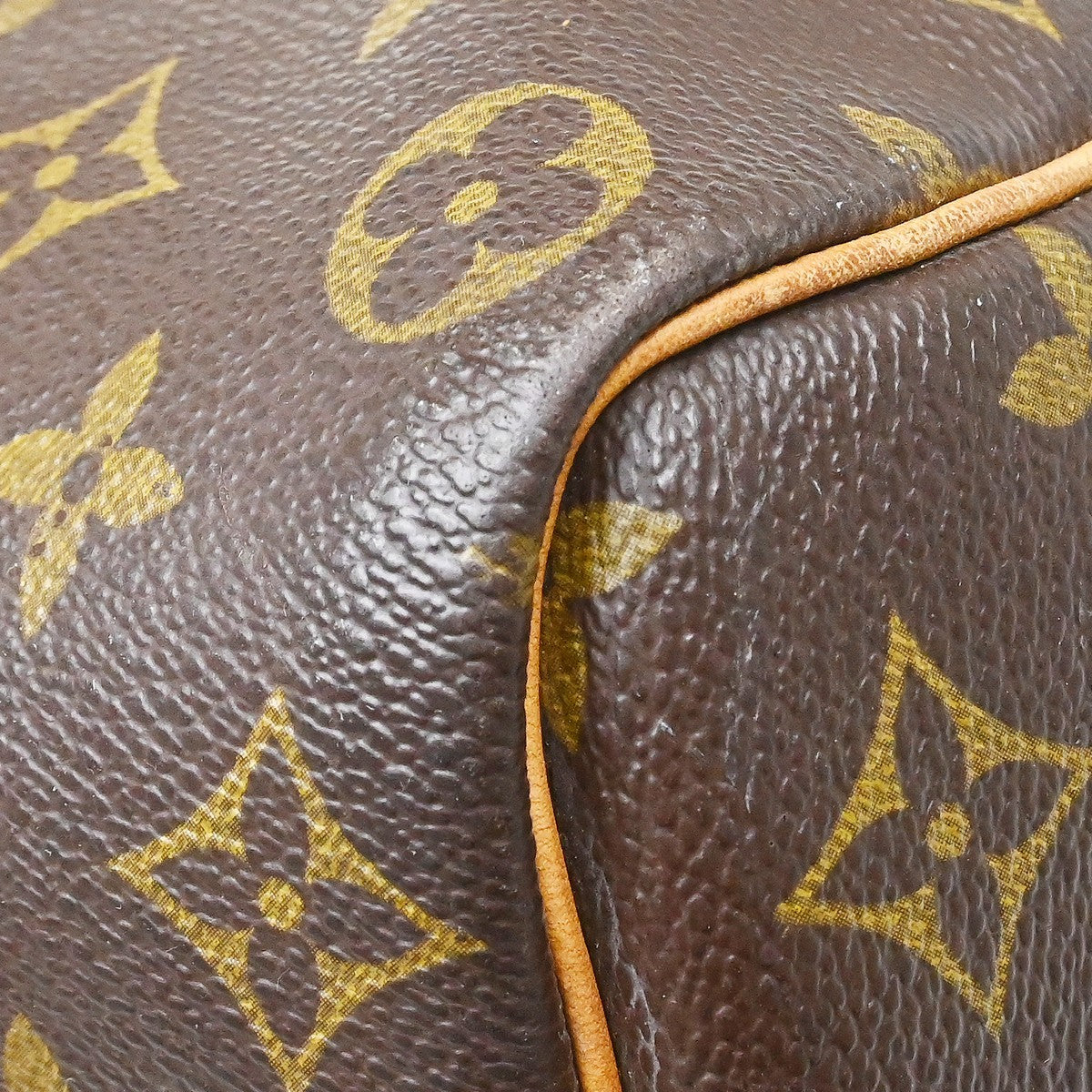 Louis Vuitton Keepall Monogram Canvas Brown Canvas Travel Bag Bag (Pre-Owned)