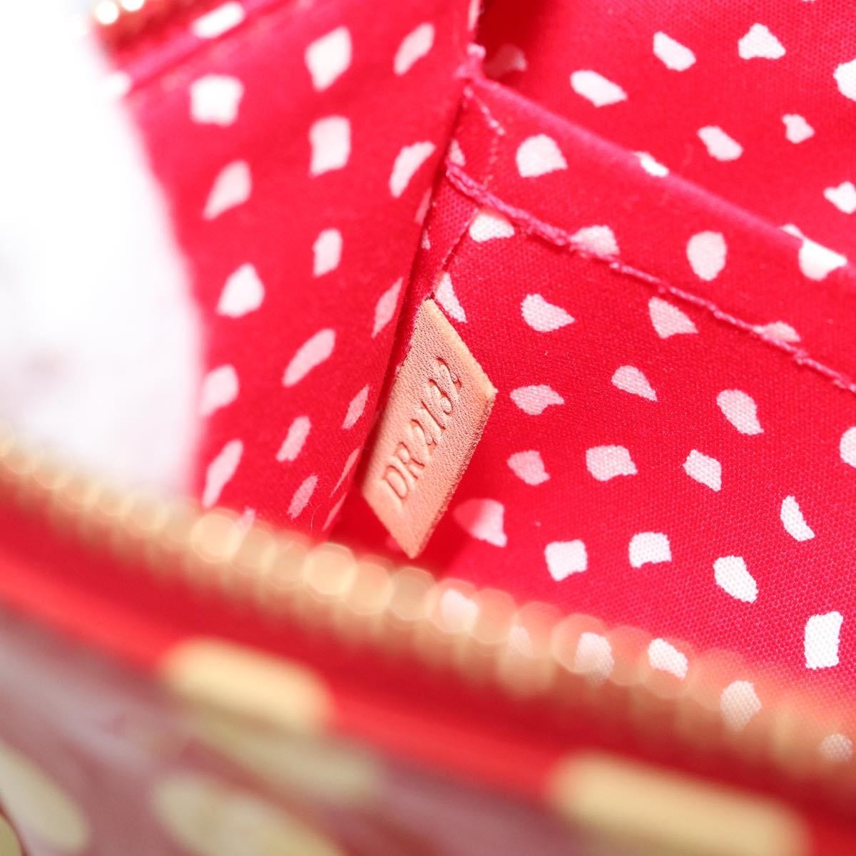 Louis Vuitton Pochette Accessoires Yayoi Kusama Painted Dots Monogram Vernis Red Patent_Leather Clutche & Pouche Bag (Pre-Owned)