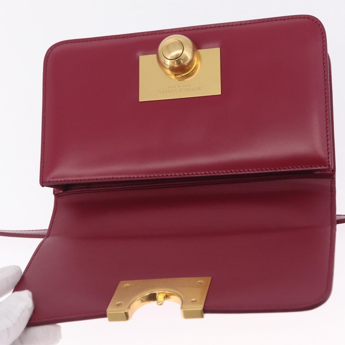 Bottega Veneta Bv Classic Spazzolato Leather Red Leather Handbag (Pre-Owned)