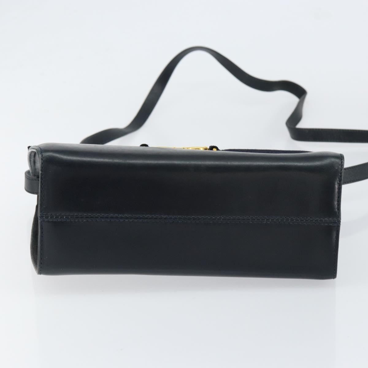 Salvatore Ferragamo Gancini Leather Black Leather Shoulder Bag Bag (Pre-Owned)