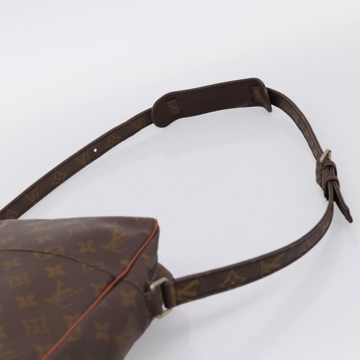 Louis Vuitton Marceau Messenger Monogram Canvas Brown Canvas Shoulder Bag Bag (Pre-Owned)