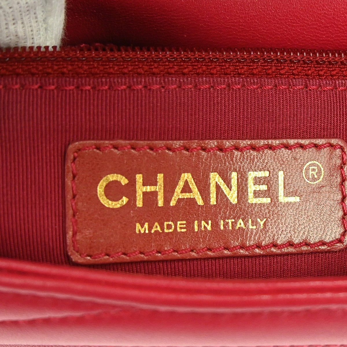 Chanel Surpique Chevron Cc Flap Quilted Lambskin Red Leather Shoulder Bag Bag (Pre-Owned)