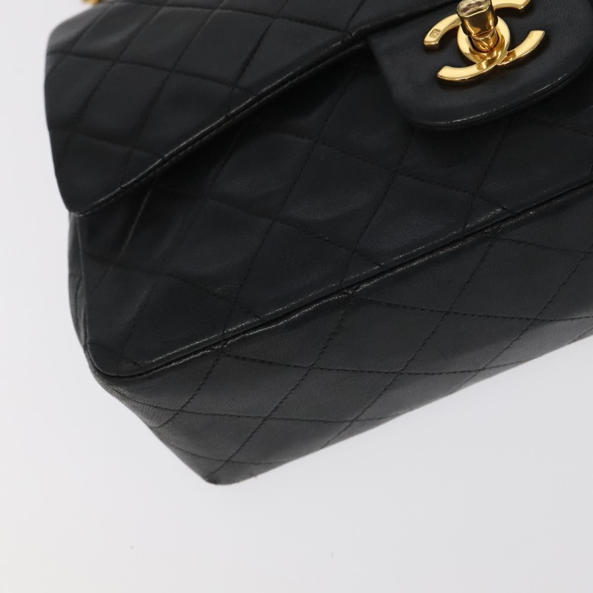 Chanel Vintage Classic Double Flap Quilted Lambskin Black Leather Shoulder Bag Bag (Pre-Owned)