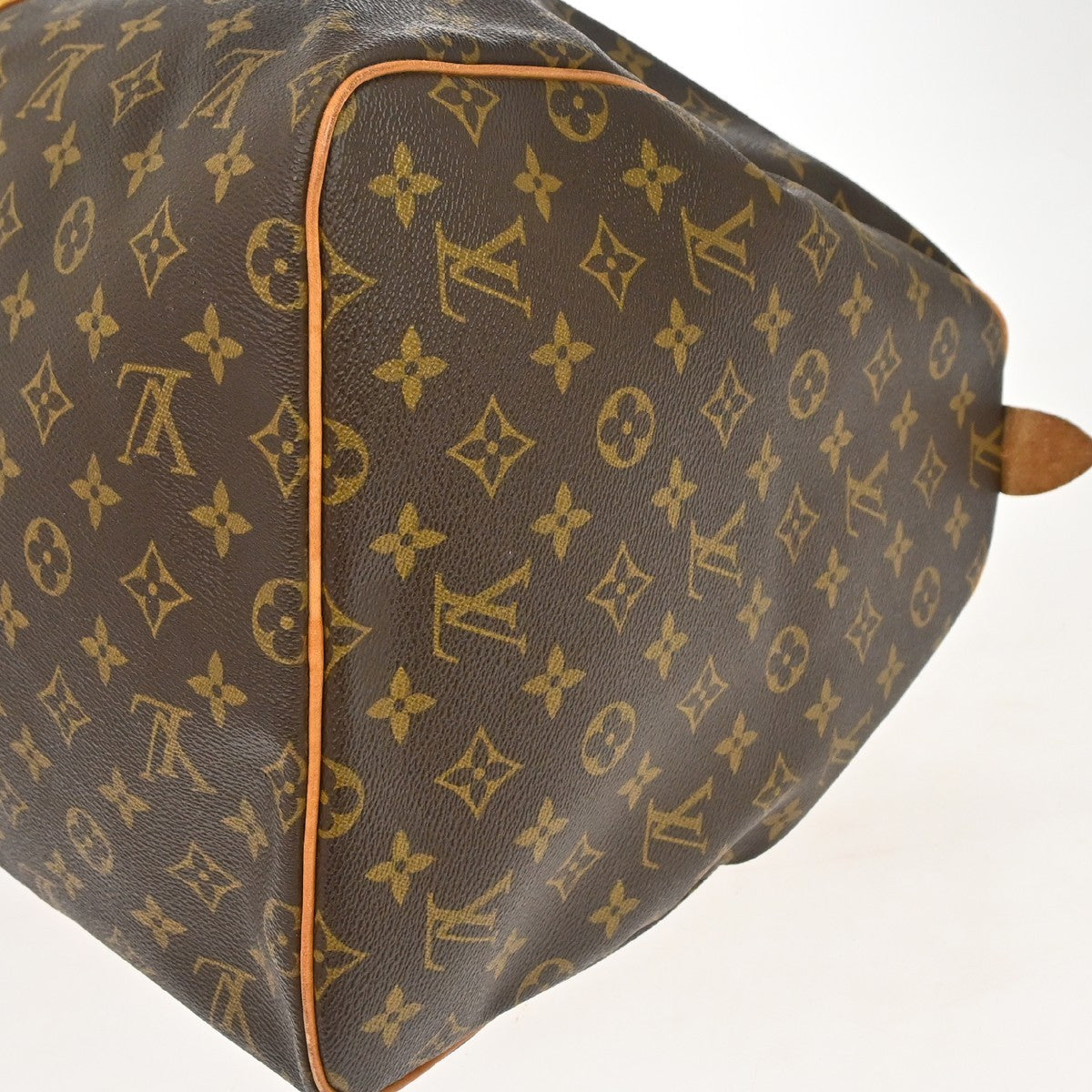 Louis Vuitton Keepall Monogram Brown Canvas Travel Bag Bag (Pre-Owned)