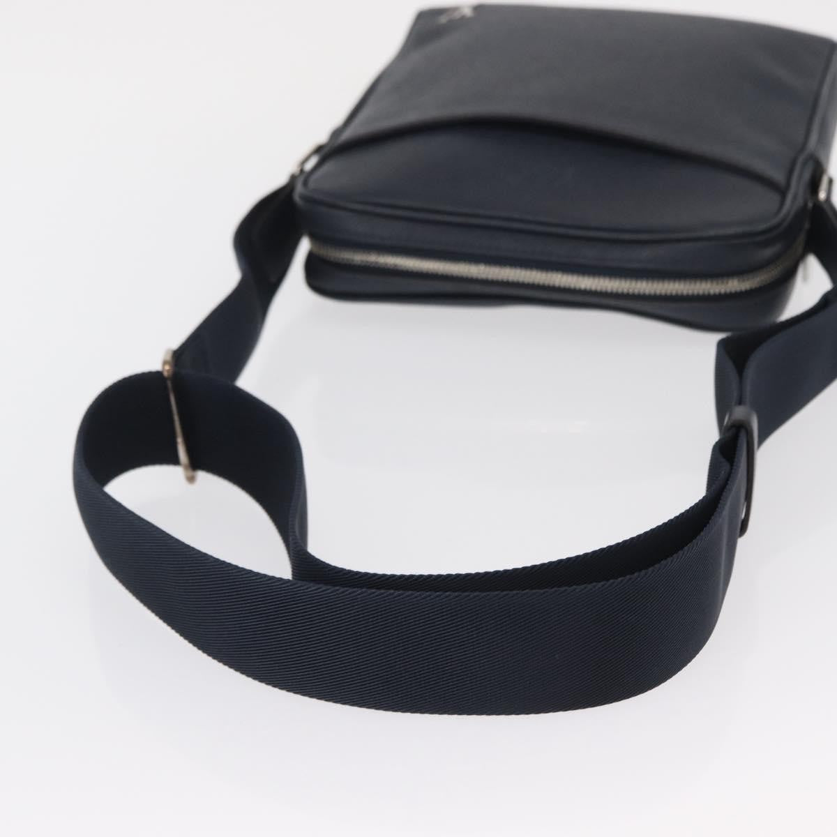 Louis Vuitton Alex Messenger Taiga Leather Navy Leather Shoulder Bag Bag (Pre-Owned)