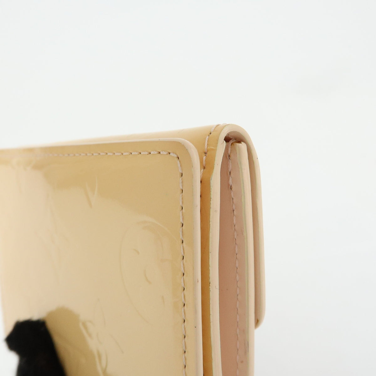 Louis Vuitton Ludlow Vernis Beige Patent_Leather Wallets Accessory (Pre-Owned)
