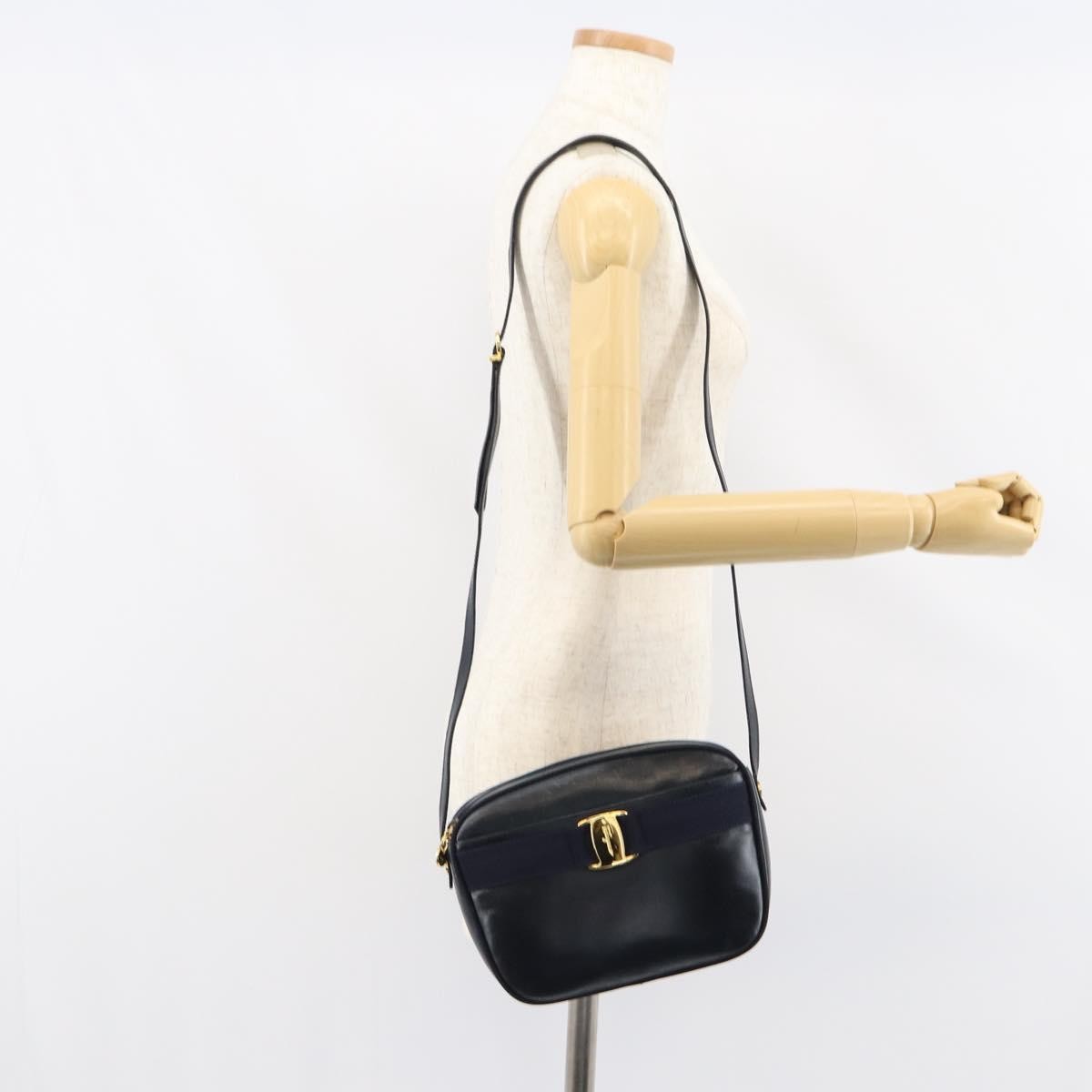 Salvatore Ferragamo Vala Leather Navy Leather Shoulder Bag Bag (Pre-Owned)