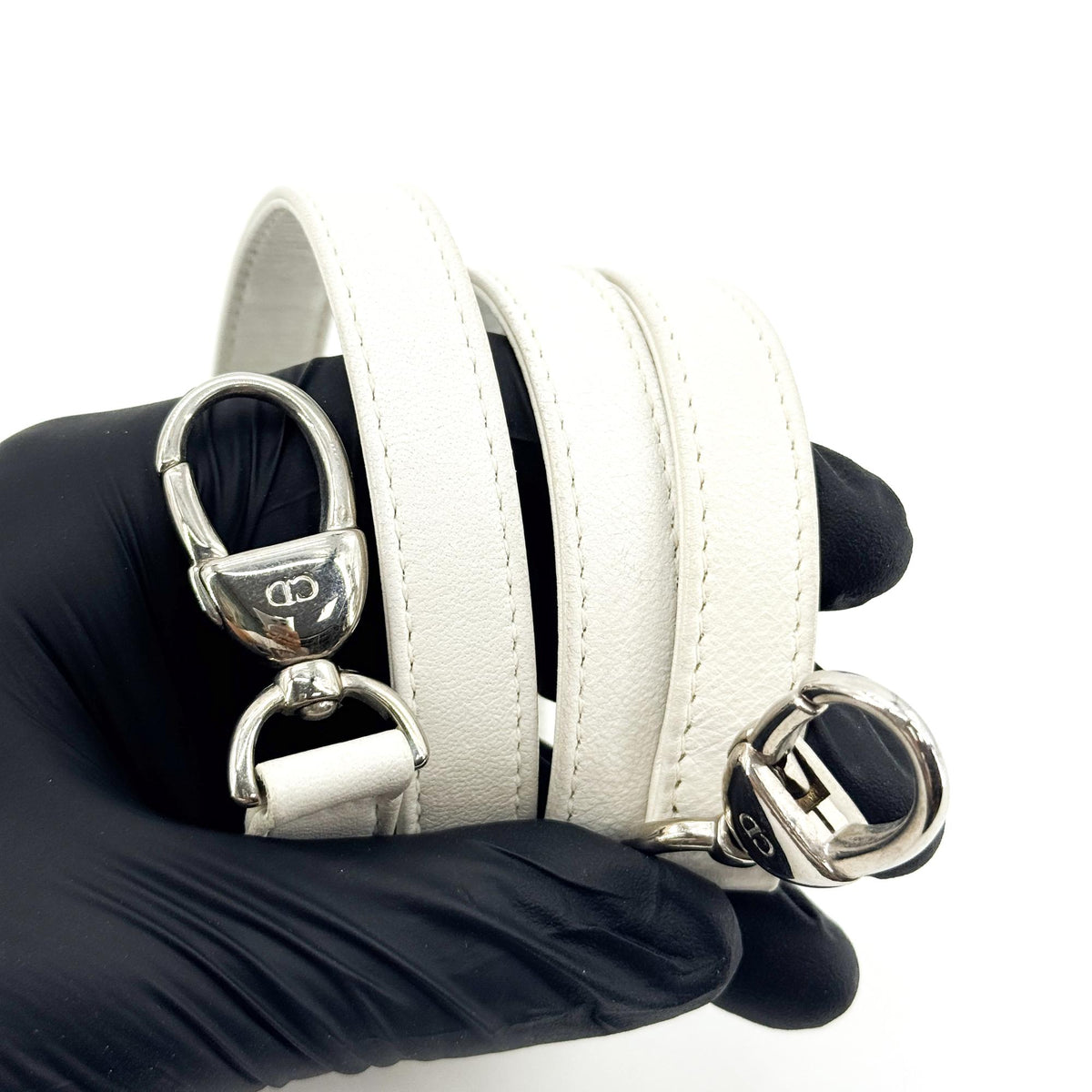 Christian Dior Lady Dior Grained Calfskin White Leather Handbag (Pre-Owned)