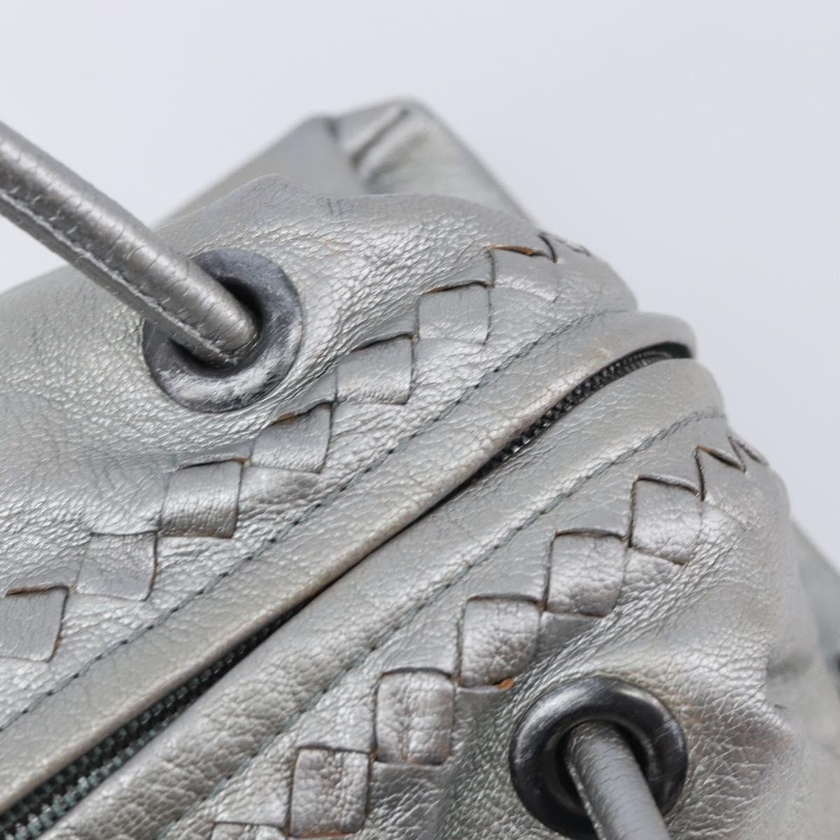 Bottega Veneta Intrecciato Handbag Intrecciato Silver Leather Handbag (Pre-Owned)