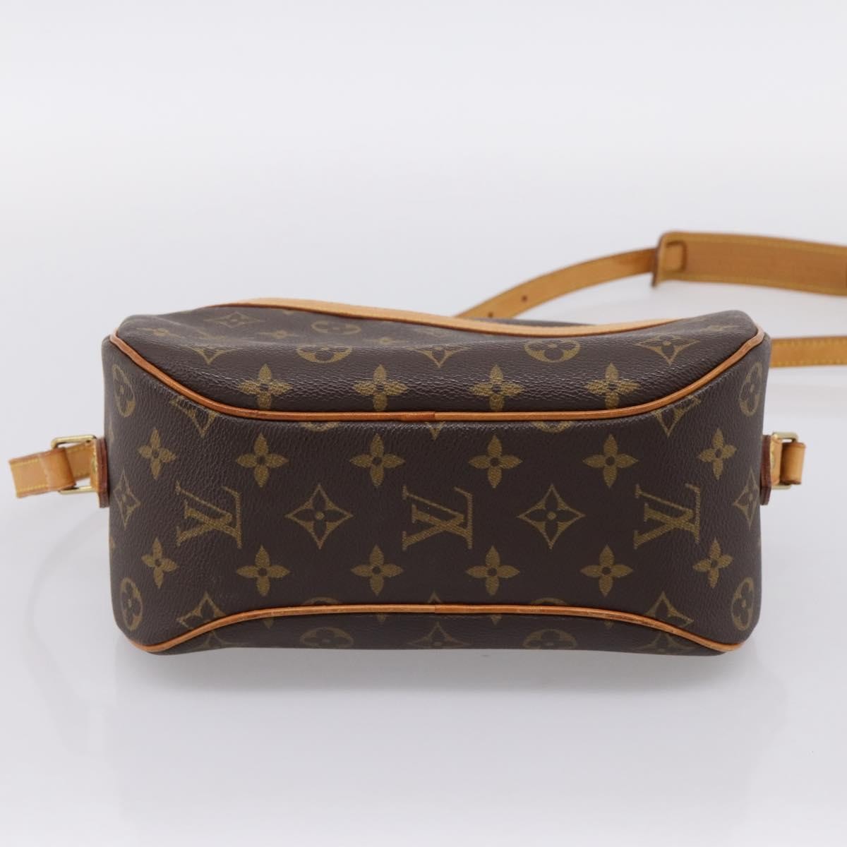 Louis Vuitton Blois Monogram Canvas Brown Canvas Shoulder Bag Bag (Pre-Owned)