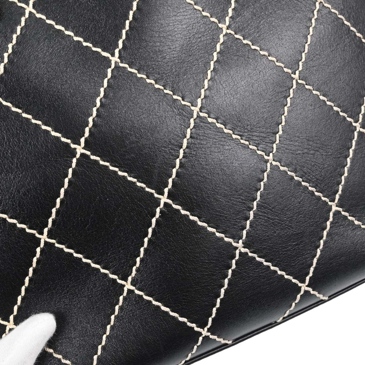 Chanel Surpique Quilted Leather Black Leather Tote Bag Bag (Pre-Owned)